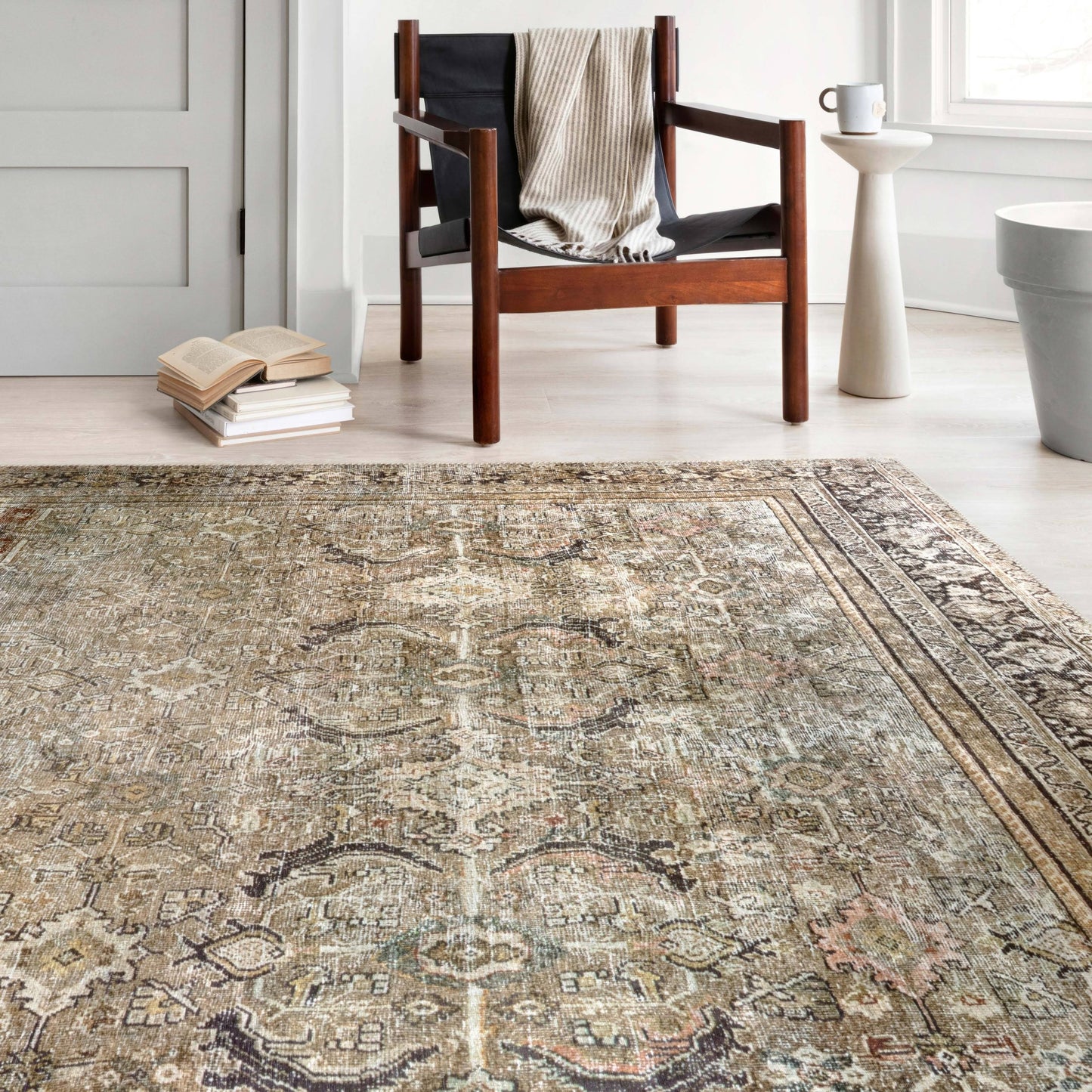 Alexander Home Isabelle Traditional Vintage Border Printed Area Rug - 5' x 7'6 - Product image 1